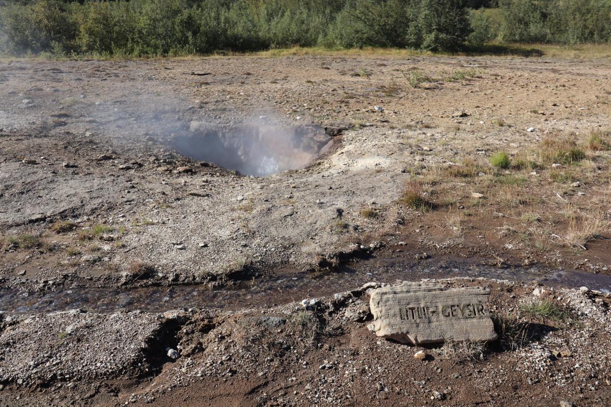 Photo of Little Geysir.
